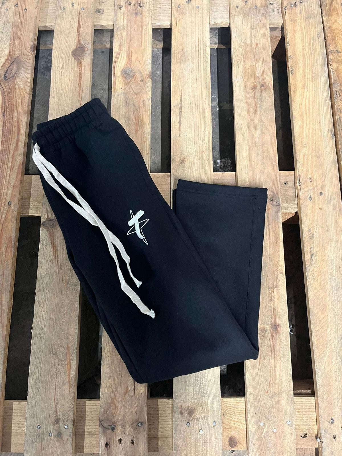 ‘Essential’ Black Bottoms
